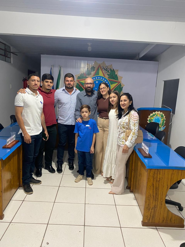 Sessão Ordinária 01 de Dezembro de 2025 homenageia Pastor Ibraim e Pastora Shirley com Título de Cidadão