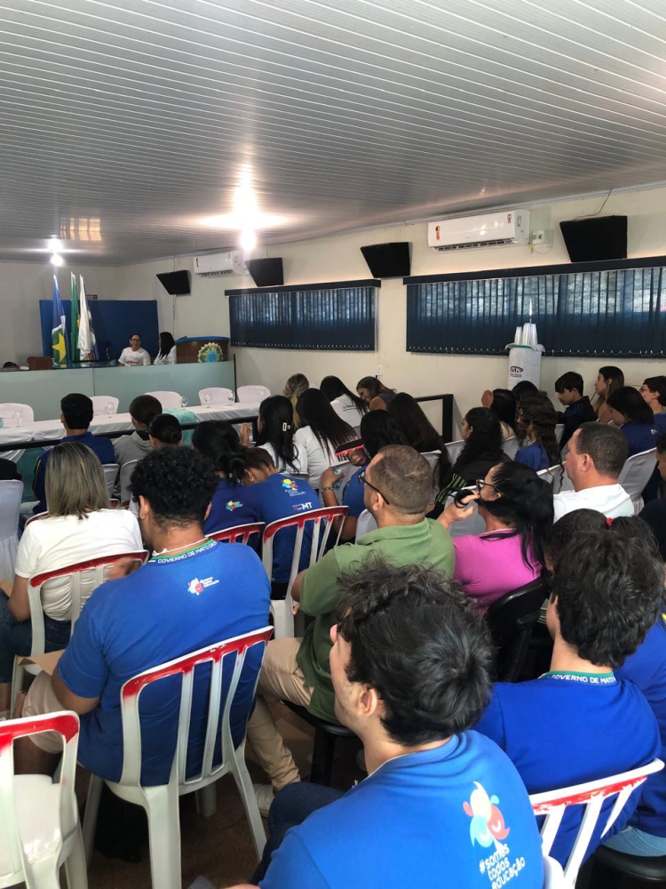 Nesta manh&atilde; foi realizada a 1&deg; Confer&ecirc;ncia Municipal de Sa&uacute;de do trabalhador e da trabalhadora de Torixor&eacute;u-Mt .